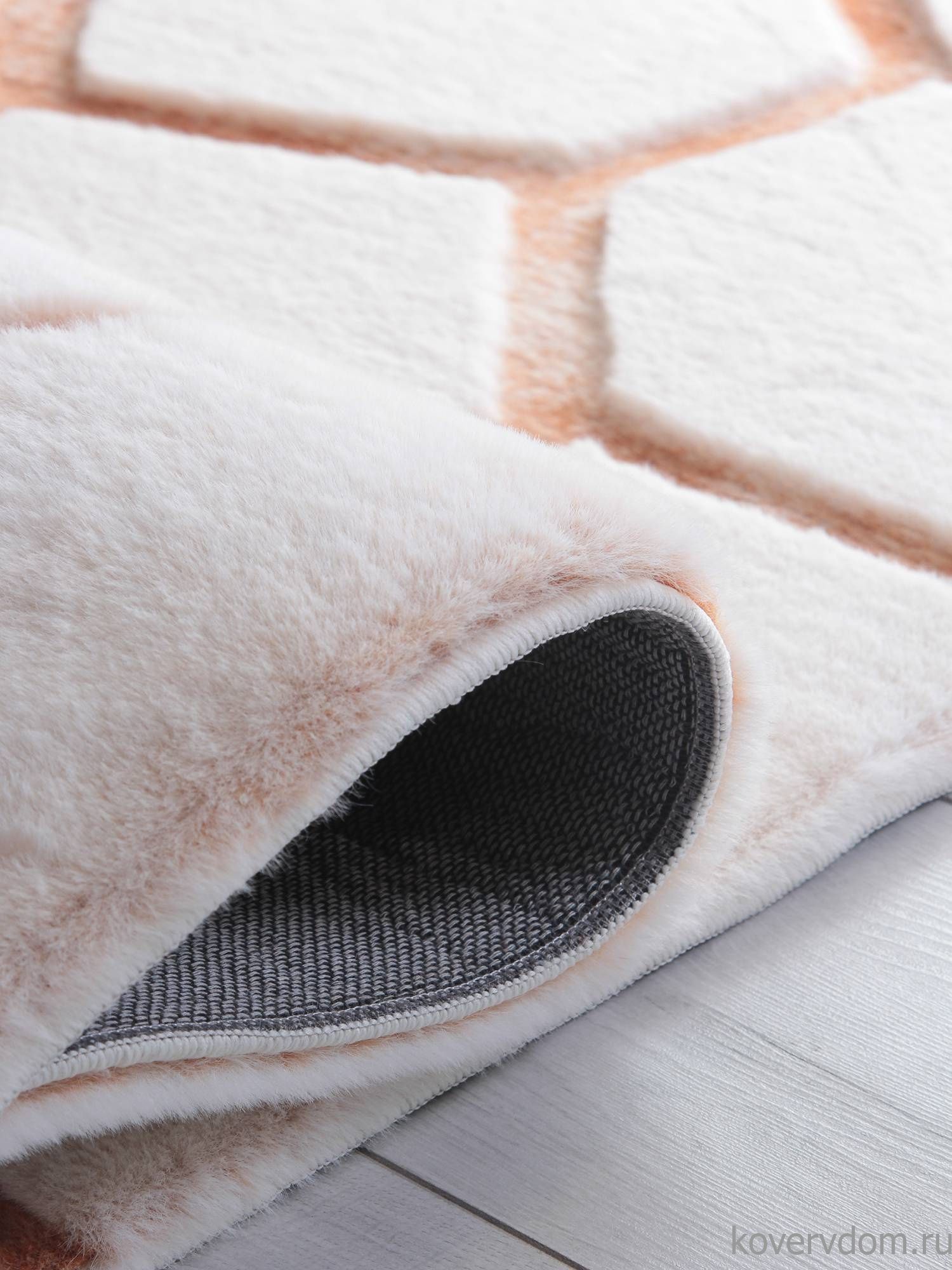 Ковер RABBIT CARVING PX4003 CREAM / TERRA