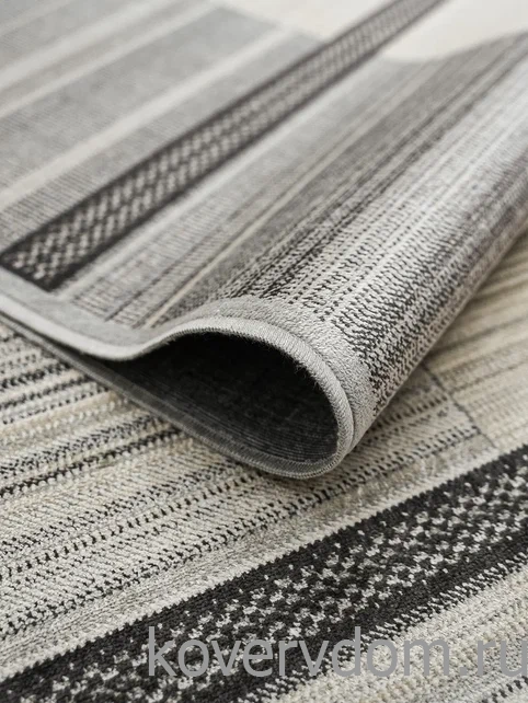 Ковер из вискозы и хлопка Royal Palace 14634 5323