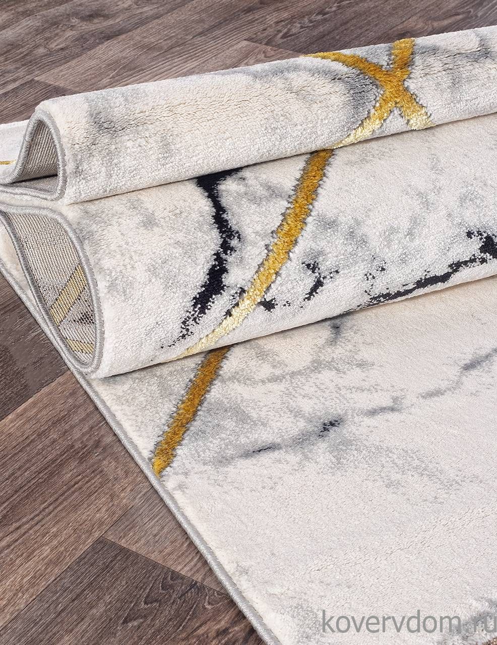 Ковер OMEGA 04481G GOLD / GOLD